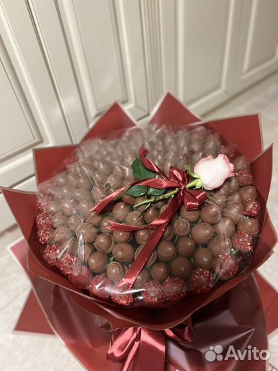 Букет из клубники в шоколаде