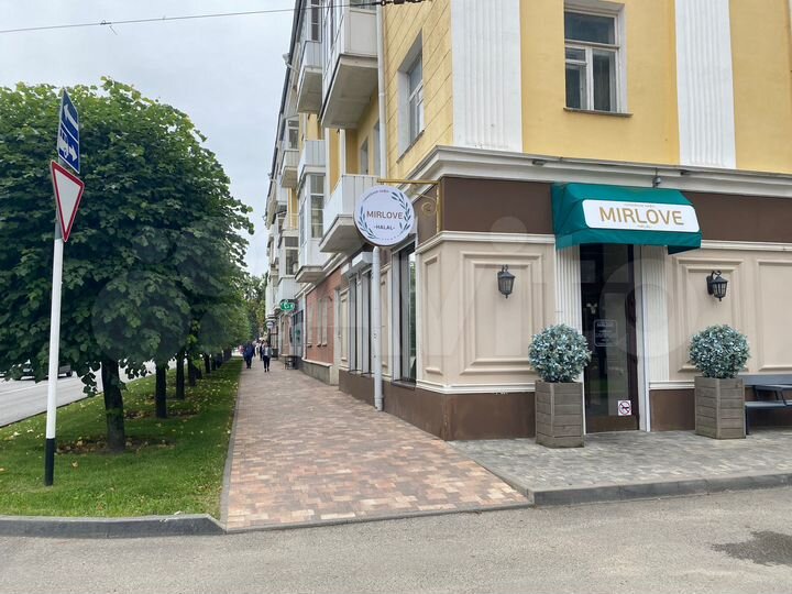 2-к. квартира, 39 м², 4/4 эт.