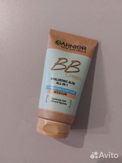 Тональный крем BB Garnier Hyaluronic Aloe Medium