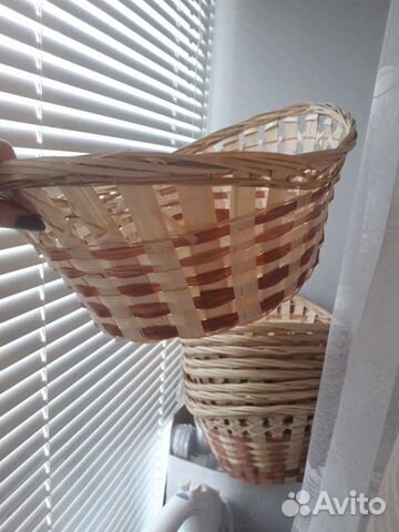 Корзина с ручкой