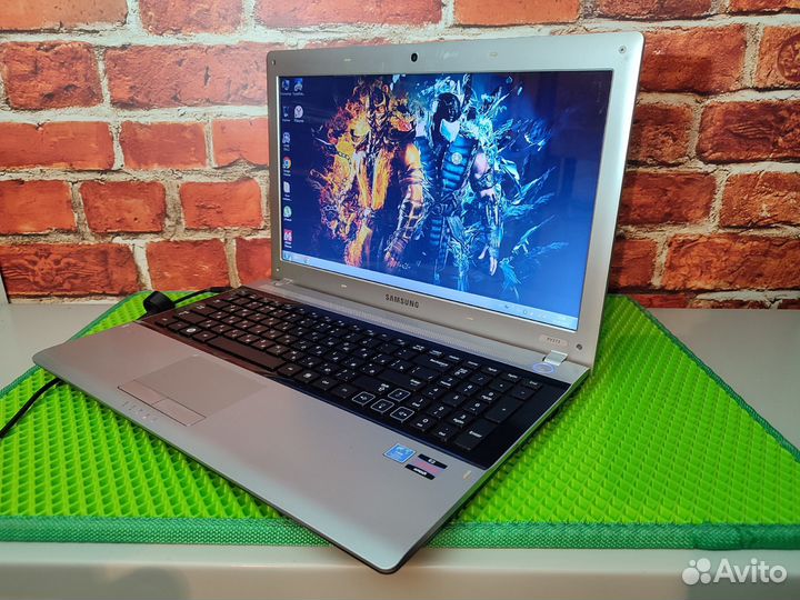 Ноутбуки с гарантией (Много)