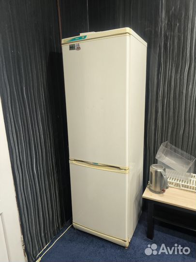 Холодильник на запчасти