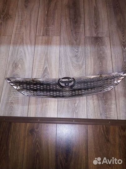Решётка радиатора Toyota Camry (v30)