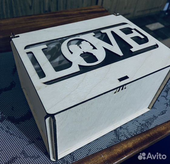 Подарочная деревянная коробка