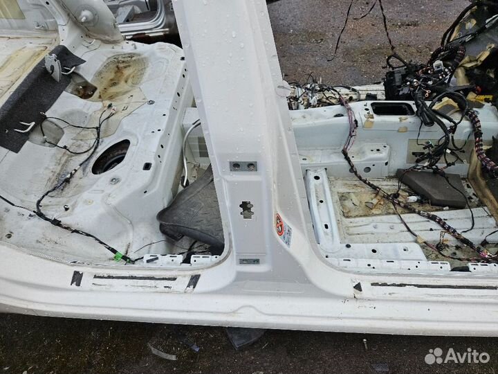 Порог правый на Skoda Octavia 2014