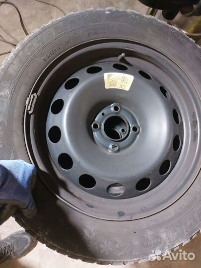 R16 Citystar CS300 215/50, PCD 4x114.3 DIA 65