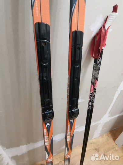 Беговые лыжи