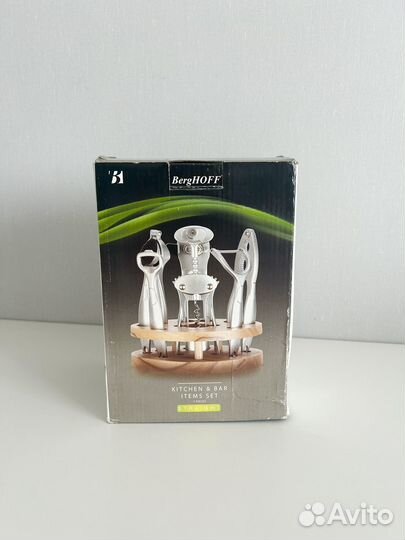 Набор кухонных инструментов на подставке