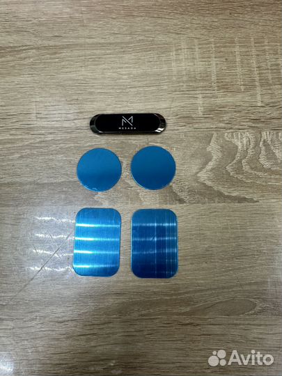 Магнитный держатель для смартфона mesaga