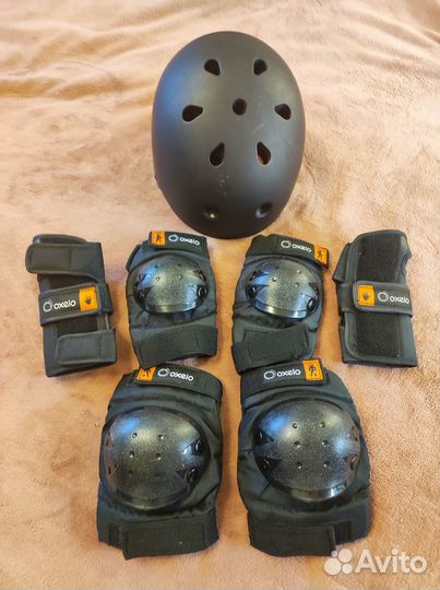 Шлем и набор защиты для катания на роликах Oxelo