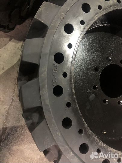 12-16.5 (33*6-11) Диск с цельнолитой шиной