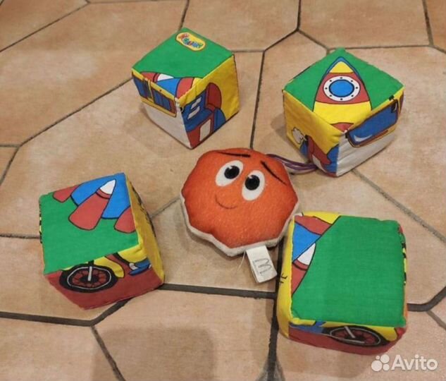 Погремушка детские,кубики мягкие