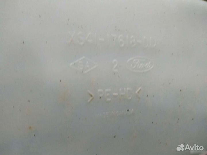 Бачок омывателя Ford Focus 1