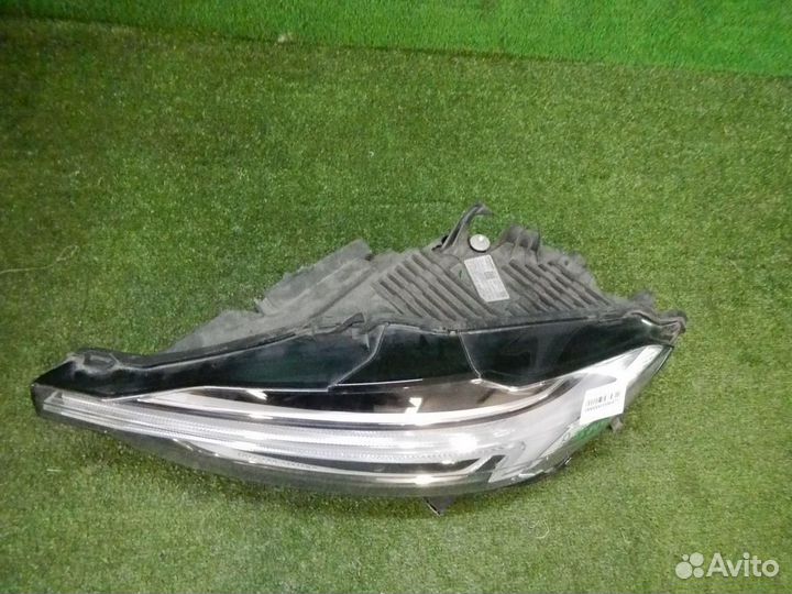 Фара левая Volvo XC60
