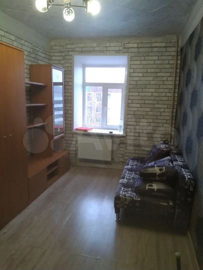 Комната 16 м² в 3-к., 4/4 эт.