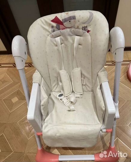 Стульчик для кормления Capella