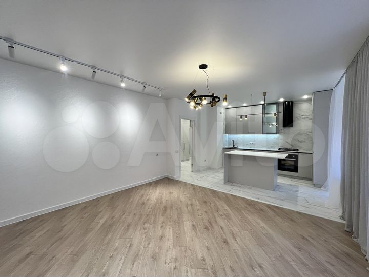 3-к. квартира, 85 м², 8/18 эт.