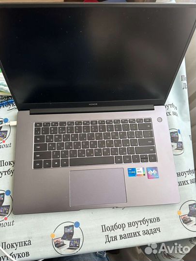 Как Новый в коробке honor 15, FHD IPS, 16gb