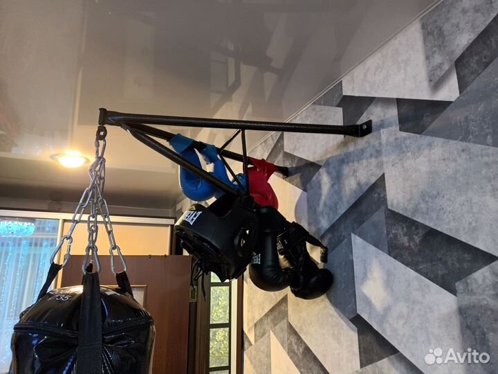 Кранштейн для боксерской груши