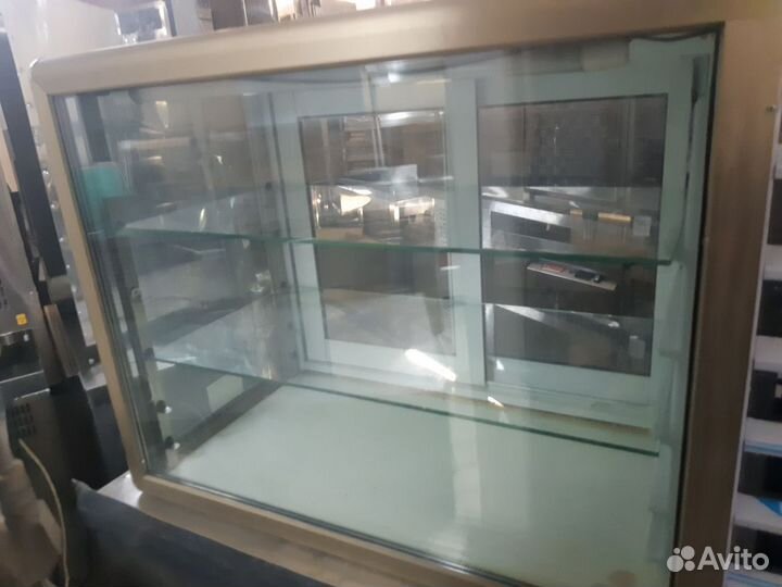 Витрина холодильная Tecfrigo orizont 200