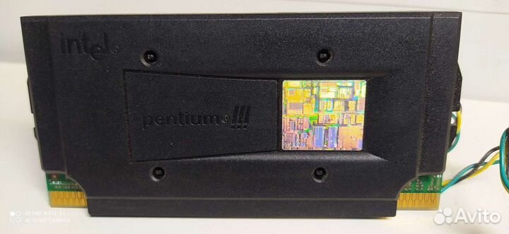 Древний компьютер Intel Pentium 3