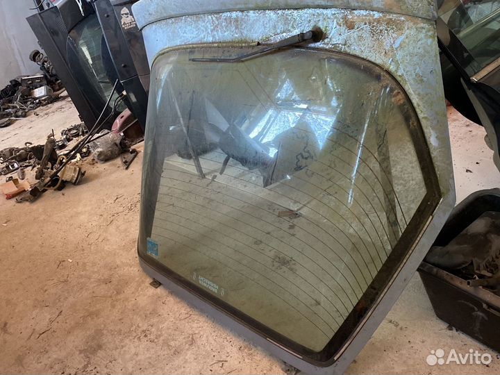 Renault 25 крышка багажника