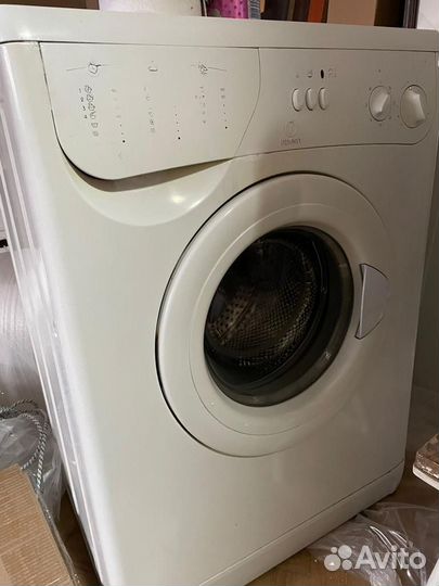 Стиральная машинка бу indesit