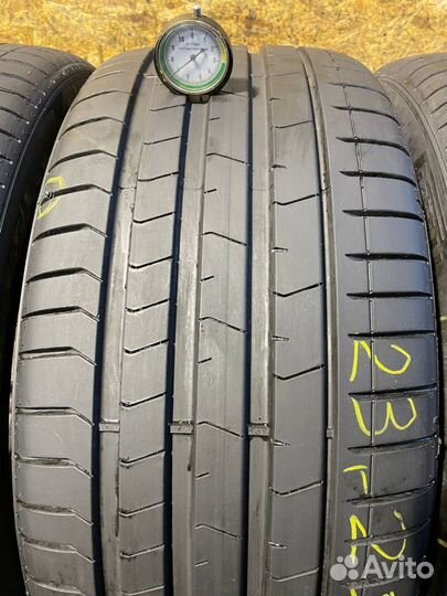 Pirelli P Zero 255/35 R21