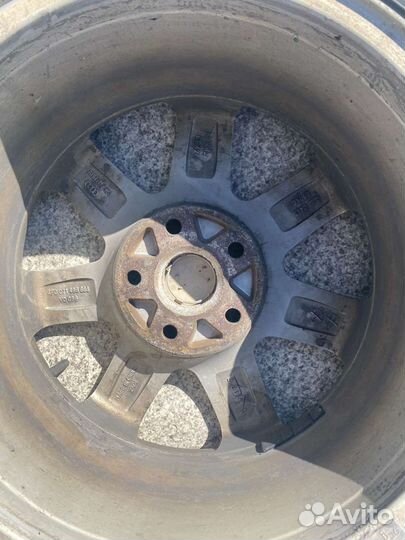 Диски от ауди оригинал вместе с резиной