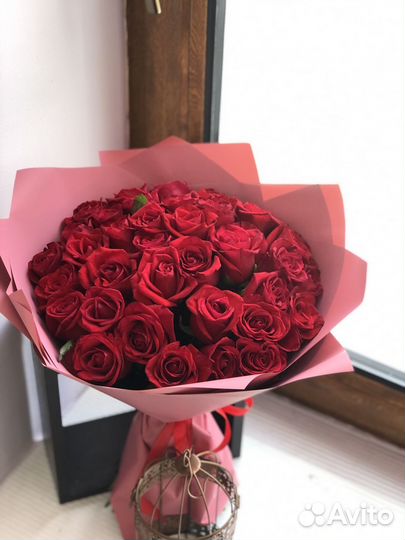 Букеты цветов, розы с доставкой Тольятти