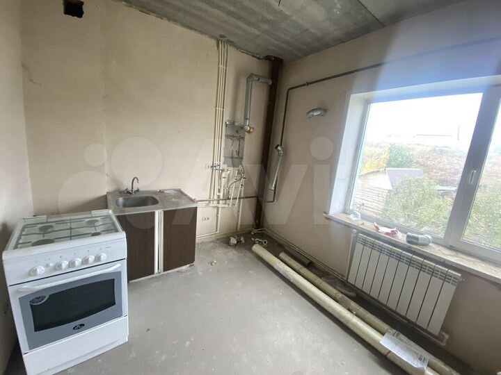 2-к. квартира, 82 м², 2/3 эт.