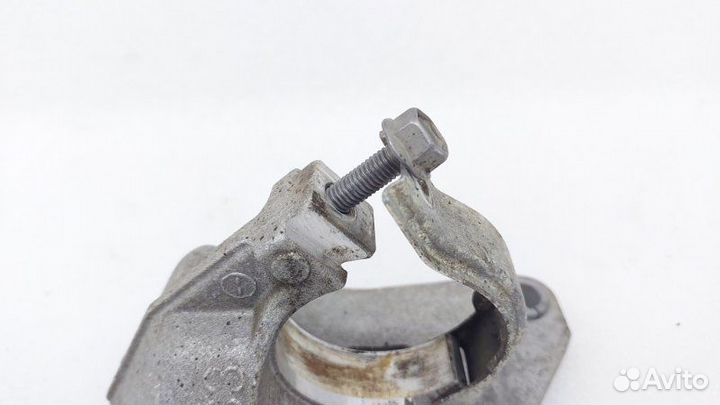 Б/У Б/У Кронштейн промежуточного вала Состояние