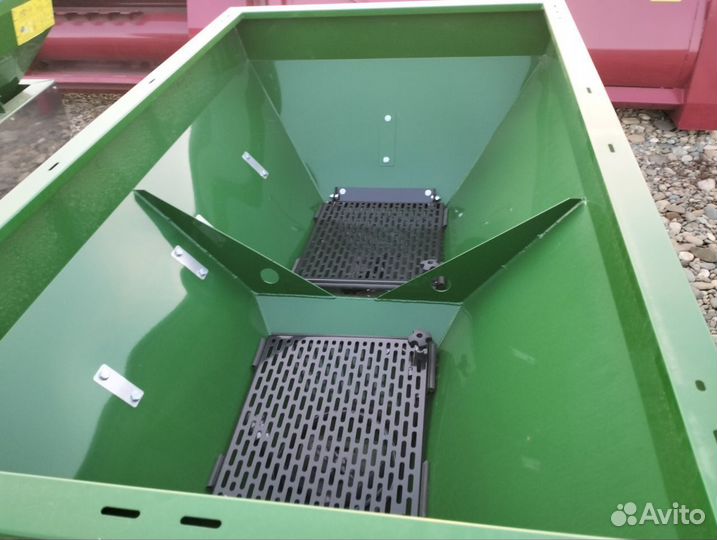 Разбрасыватель удобрений Оптсельмаш Стандарт 900, 2023