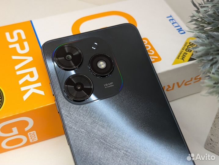 TECNO Spark Go 2024, 4/64 ГБ
