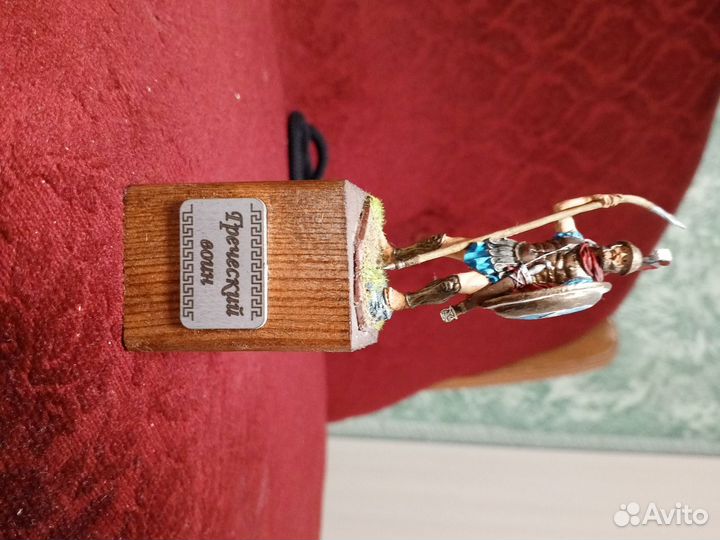 Греческий воин, статуэтки