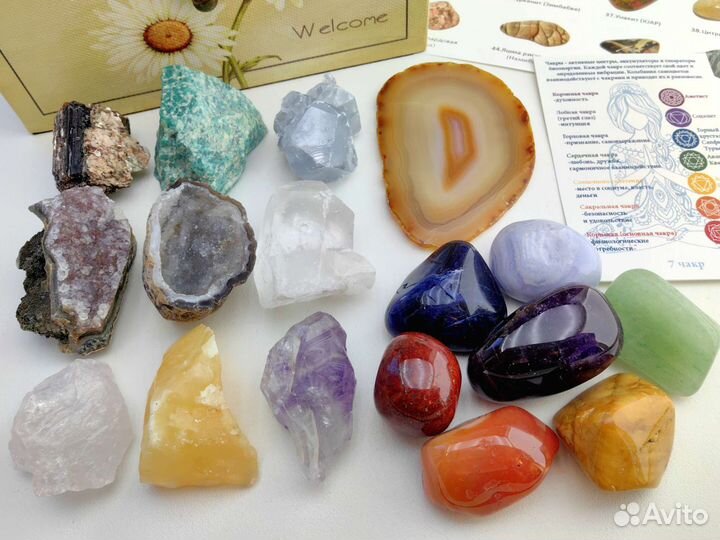 Камни минералы набор в шкатулке