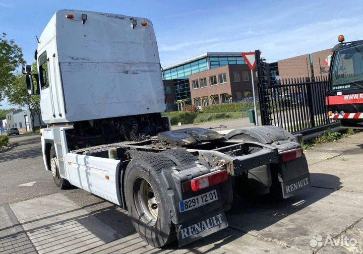 Разбираем грузовик Renault,Magnum IV 2008-2013