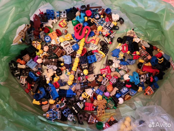 Lego 15 наборов + россыпью (9+кг всего)