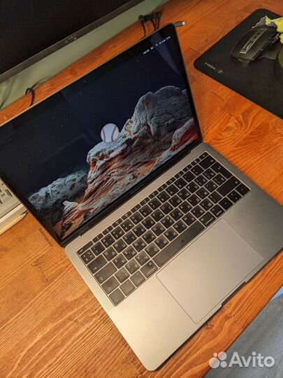 Apple MacBook Pro 13 2017 8/128 Space Gray