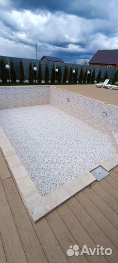 Обслуживание бассейнов