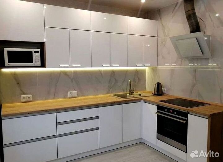 Угловая кухня с мдф фасадами