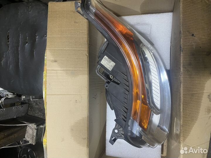 Фара citroen c3 picasso левая