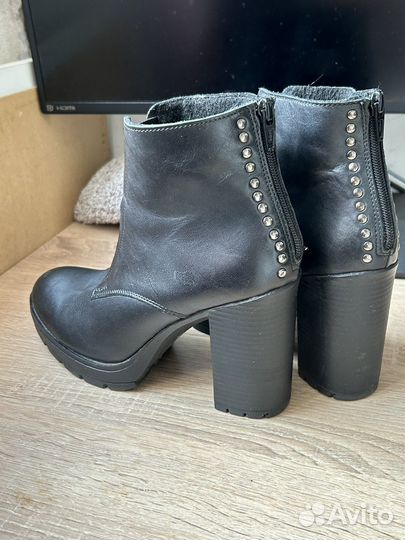 Ботильоны натуральная кожа 37 Carlo Pazolini