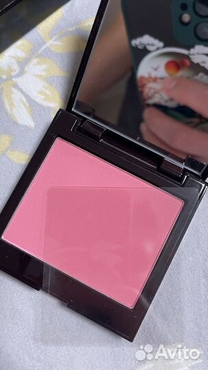 Laura mercier румяна strawberry