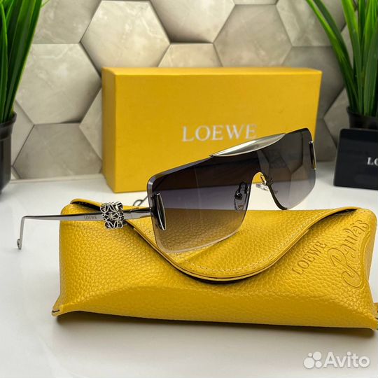 Солнцезащитные очки Loewe