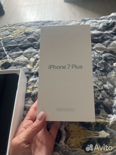Телефон iPhone 7 plus 256 мб