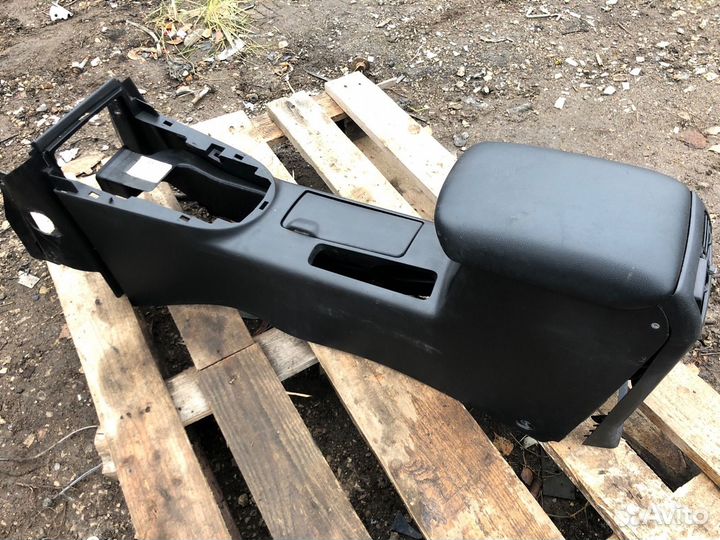 Центральная консоль Nissan X-Trail T31 2.0 2008