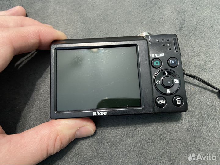 Цифровой фотоаппарат Nikon Coolpix S2550