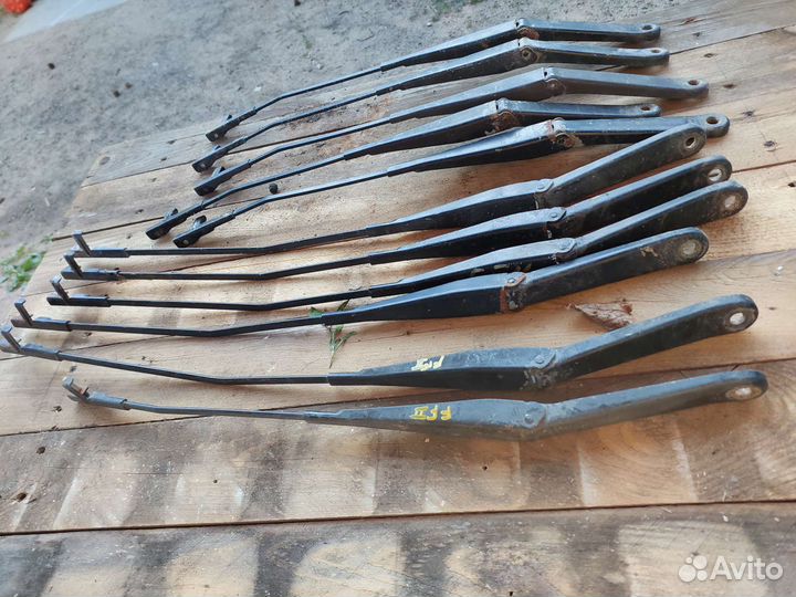 Поводки дворников Ford Focus 2