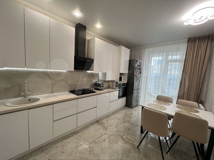 1-к. квартира, 43 м², 8/9 эт.